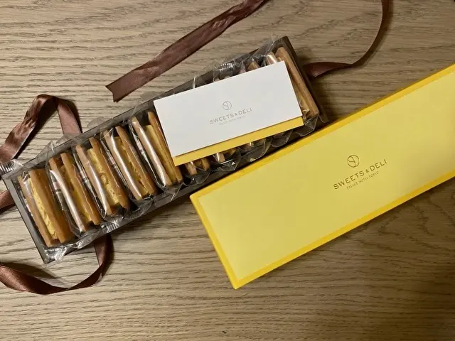 パレスホテルの「3種の苺パフェ」の画像_5