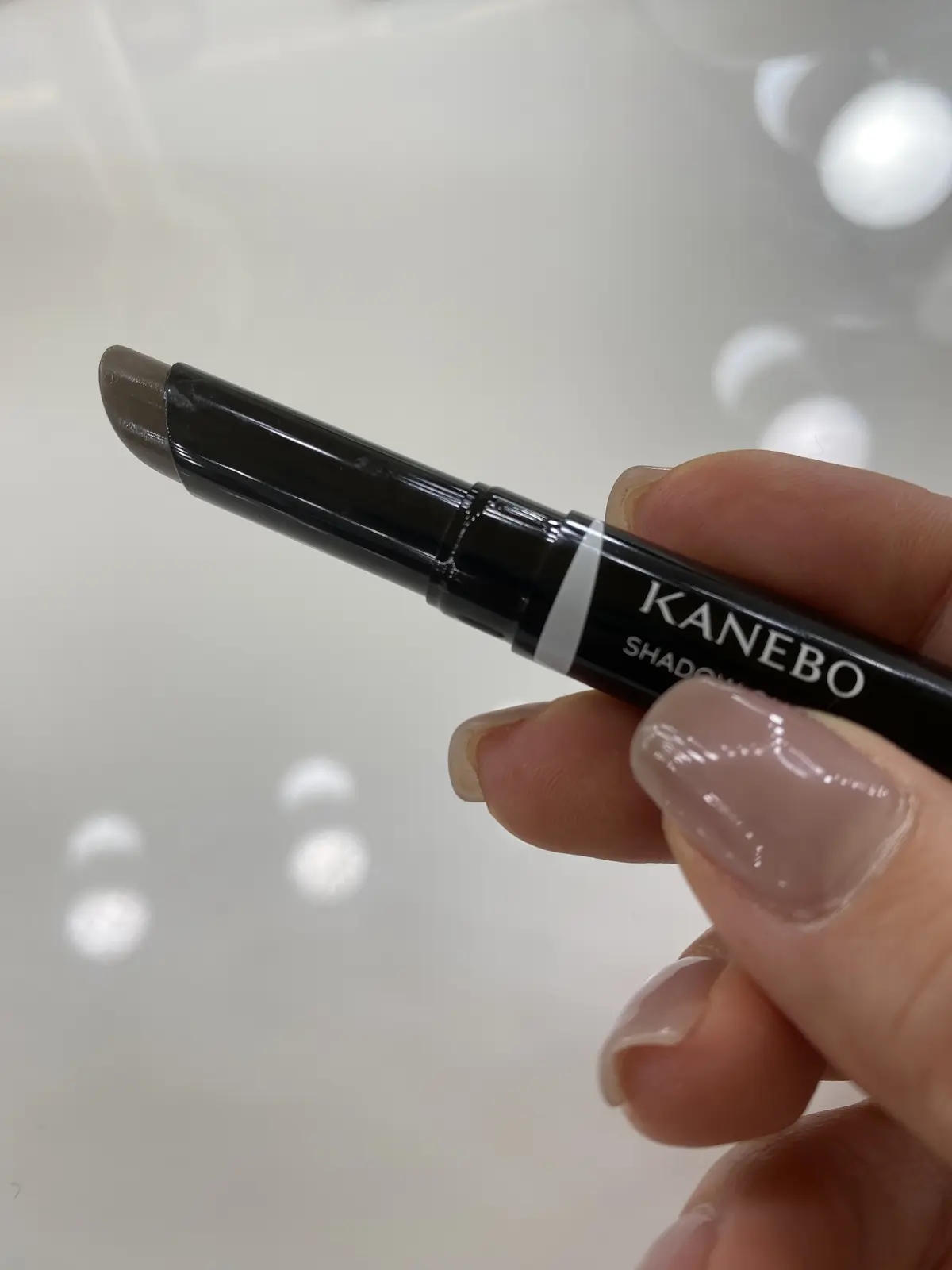 カネボウ　シャドウオンフェース 01