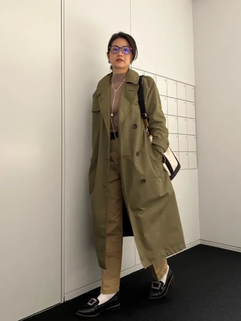 包容力抜群の大人のトレンチコートで褒めらの画像_2