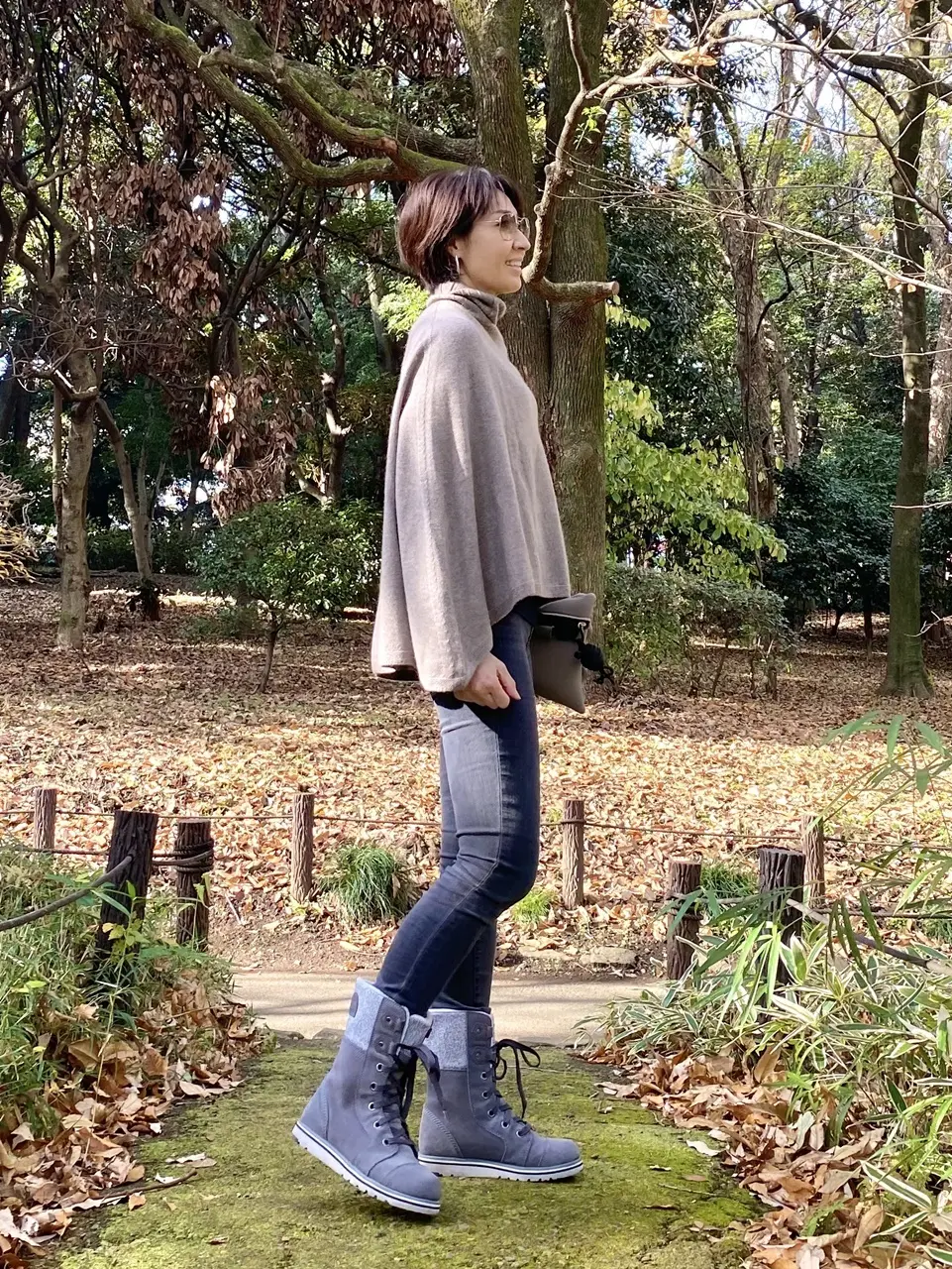 ユニクロカシミヤブレンドポンチョコーデ①