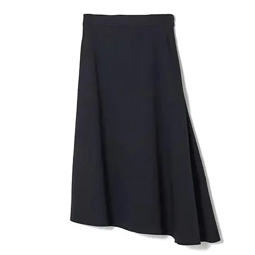 【50代 週末コーデ】夏の街に映える洗練の画像_3