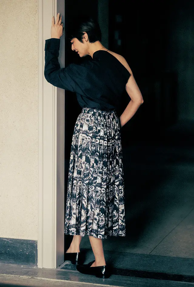 ブラックの装いこそ 全方位に美意識を