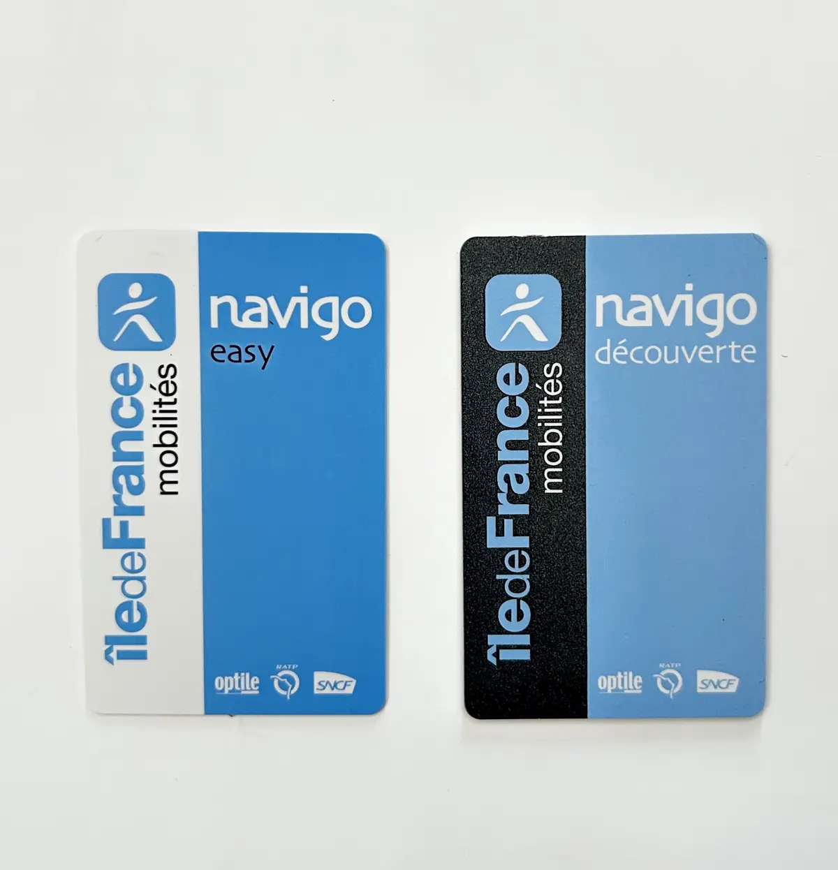 パリ　電車　バス　チケット　Navigo ナヴィコ