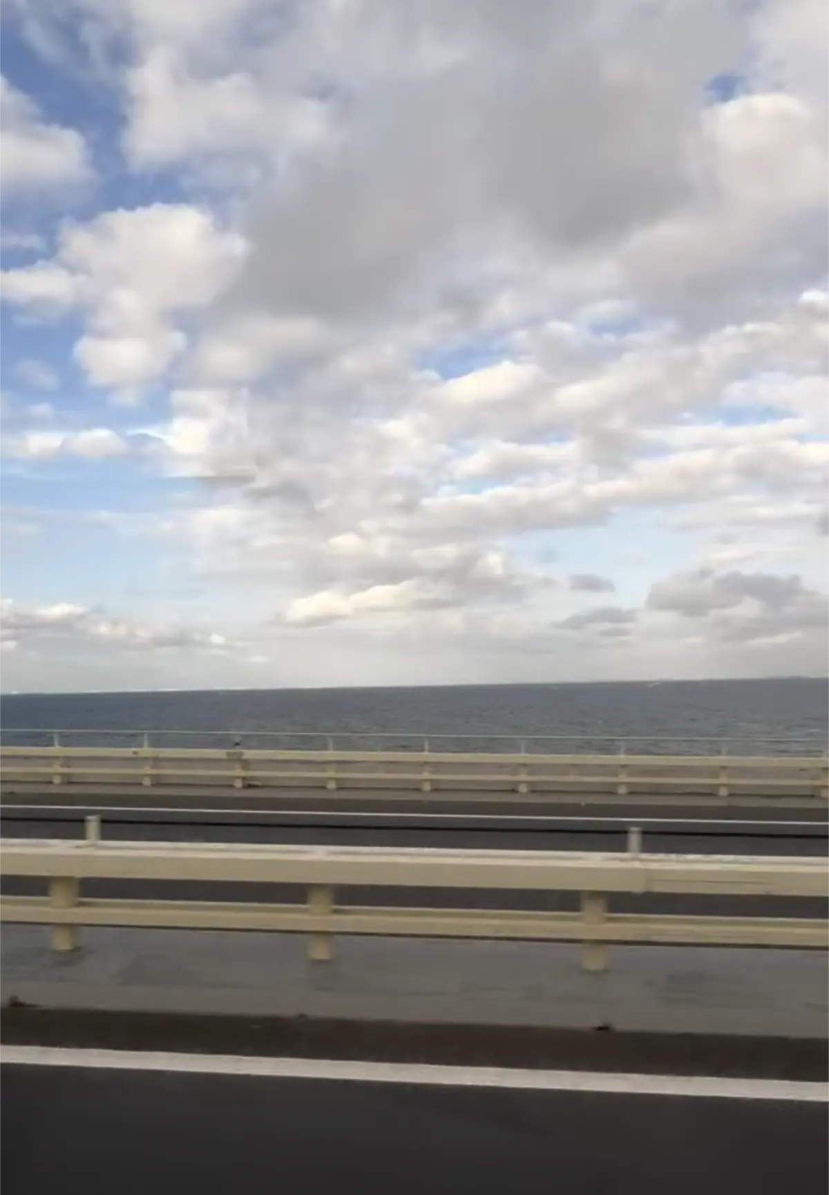 バスタ新宿　海の景色　アクアライン　木更津アウトレット