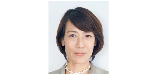 モデル／村上実穂さん（45歳・会社受付）