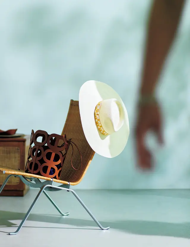 エルメスのハット「アリゾナ」