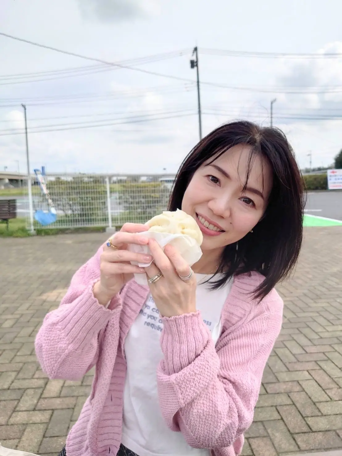 ローズポークまん