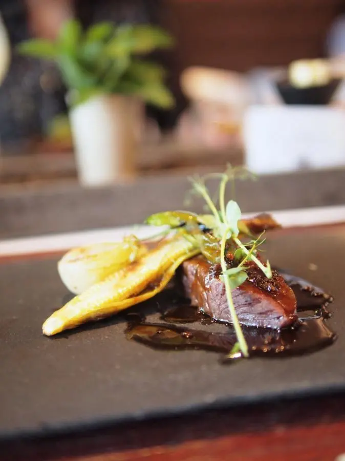 飛騨牛　牛肉　ヒレ　豆苗　ミニコーン　名古屋グルメ