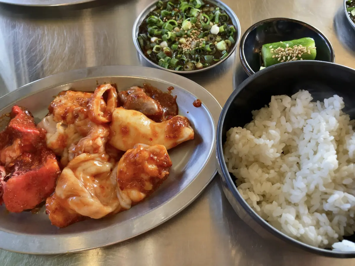 主人とランチデート　内臓専門店！の画像_4