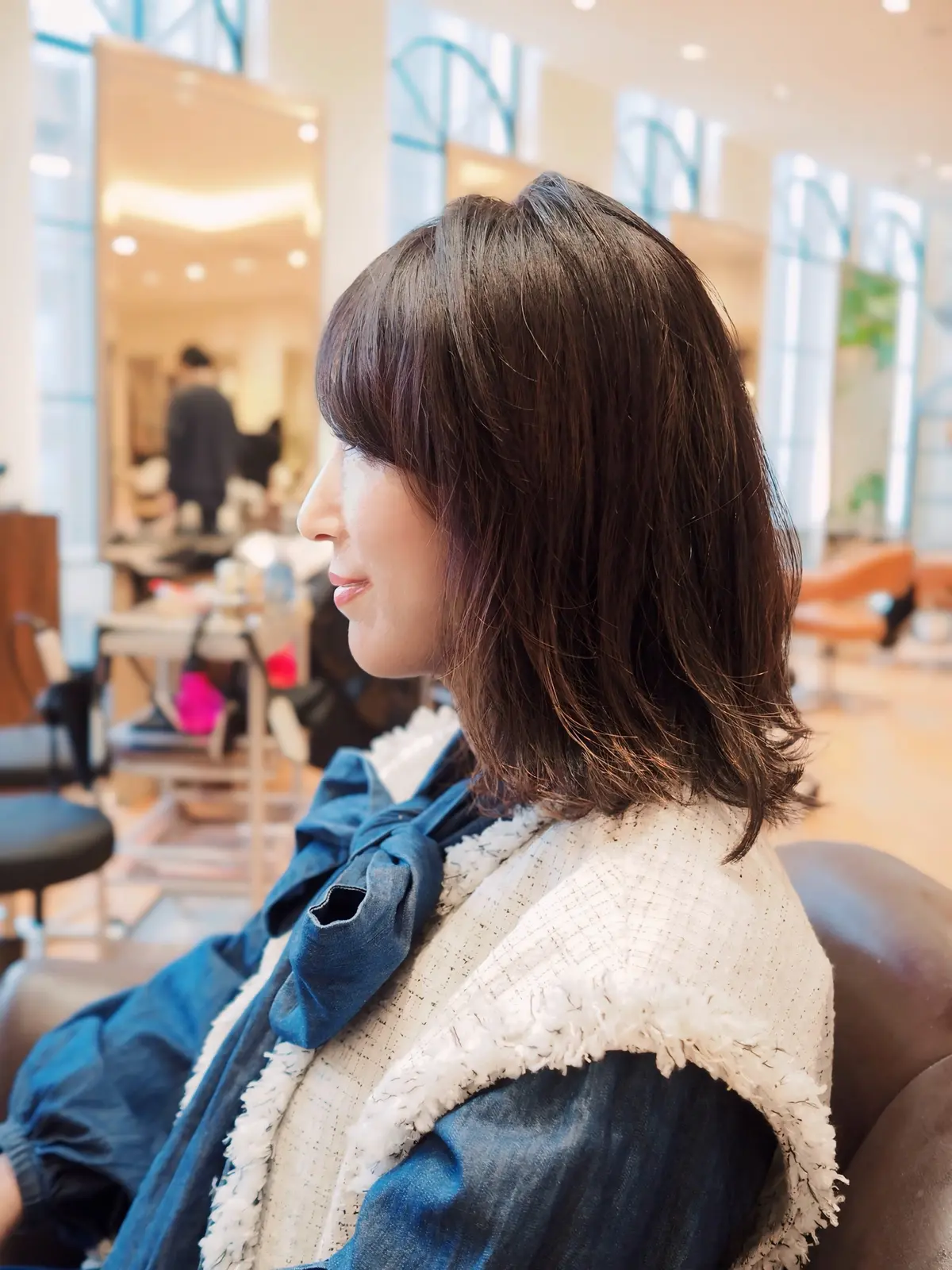 【50代春髪ミディアムヘア】春に向けてヘの画像_3