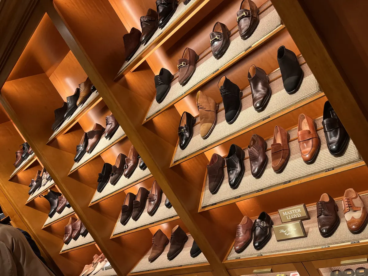 ビームス 六本木ヒルズ　メンズシューズ