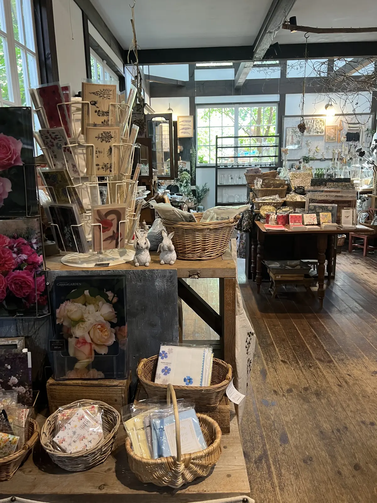 併設されているお店もおしゃれ♡