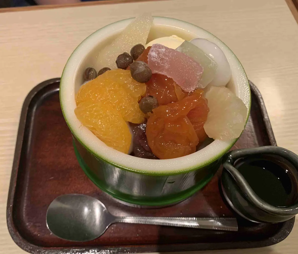 白玉あんずクリームあんみつ