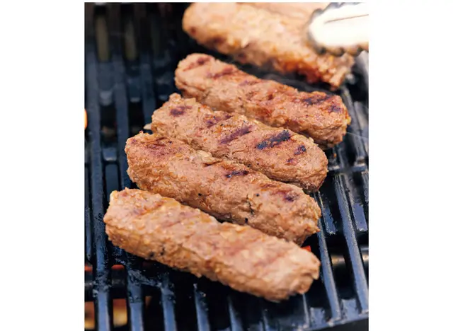 肉に8割がた火が通ったら、仕上げに香ばしく焼き目をつけるのがポイント