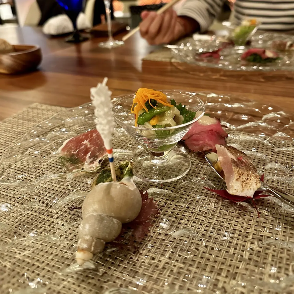 静かな時間と秋の景色を楽しむ河口湖の旅の画像_21