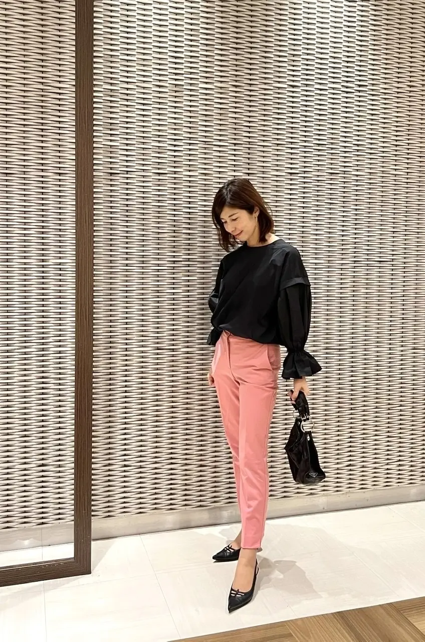 桜カラーのパンツコーデの画像_2