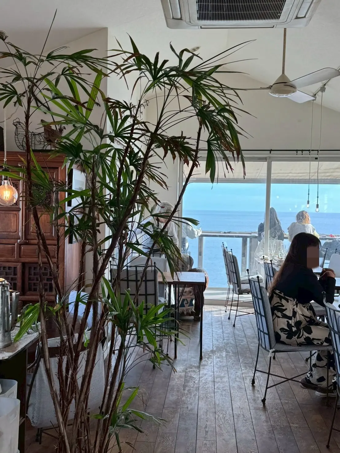 ふわふわイエローニットで鎌倉七里ヶ浜ランの画像_3