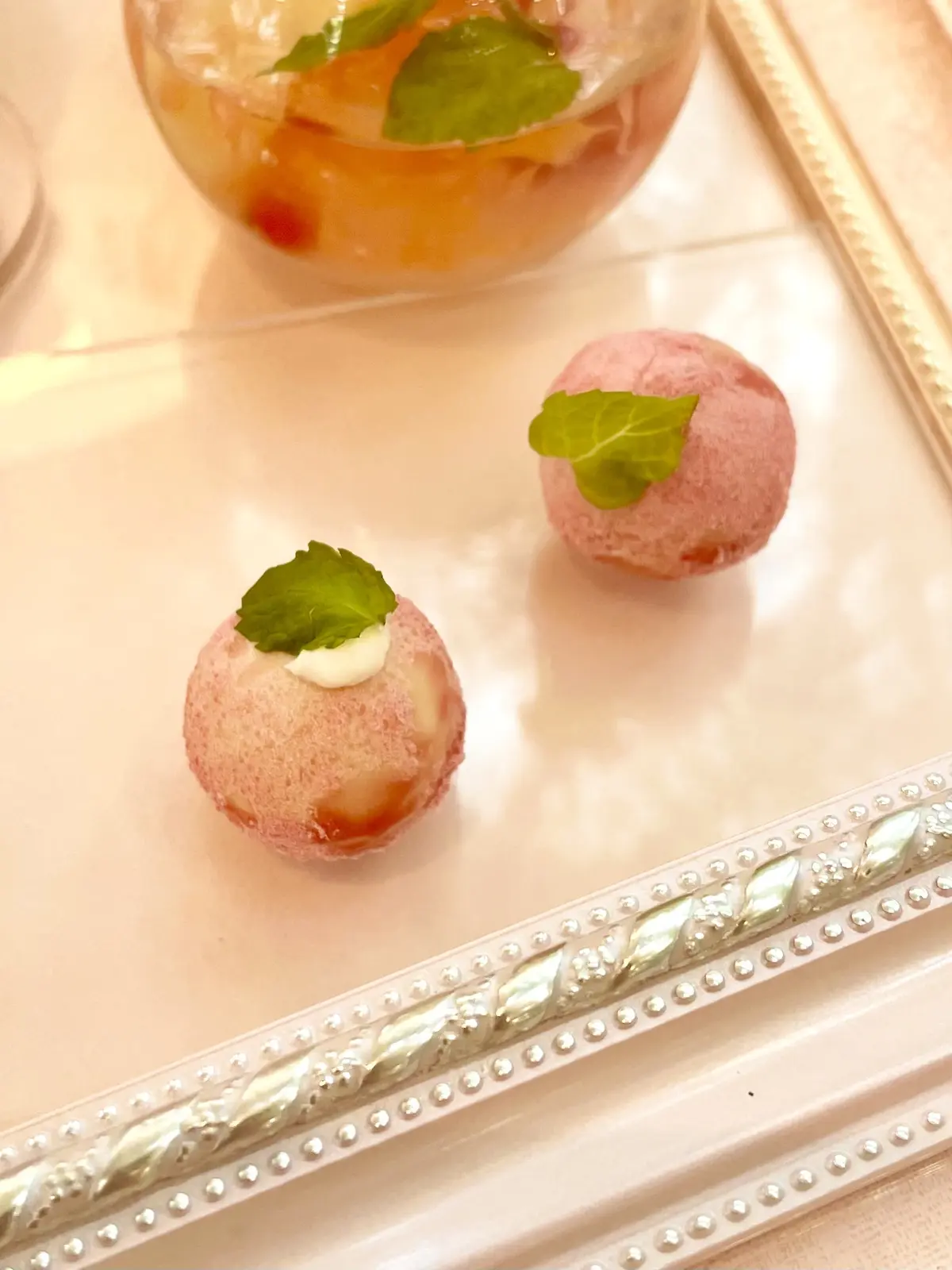 お花の世界が素敵！美味しい桃のアフタヌーの画像_16