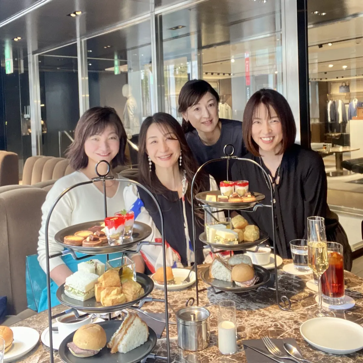 春はネイビーが大活躍♪の画像_5