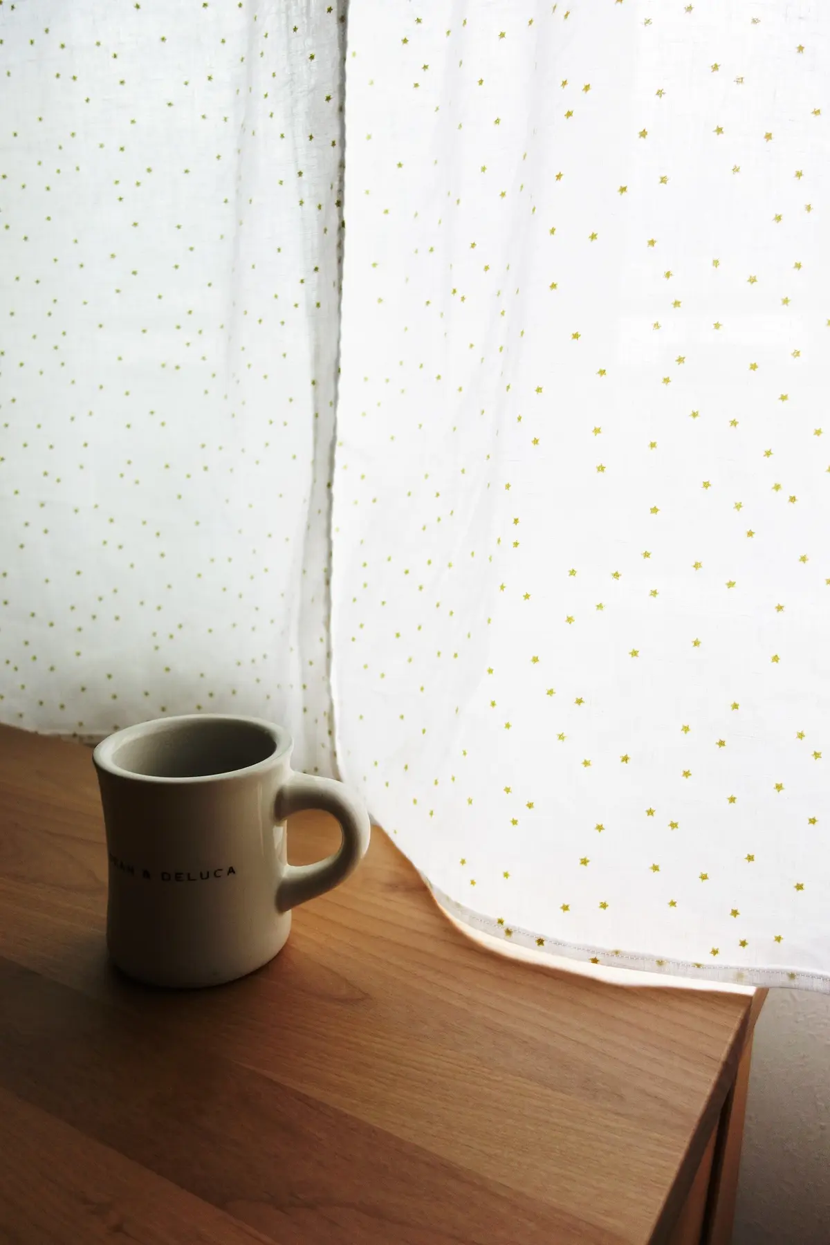 星降るカーテンの画像_2