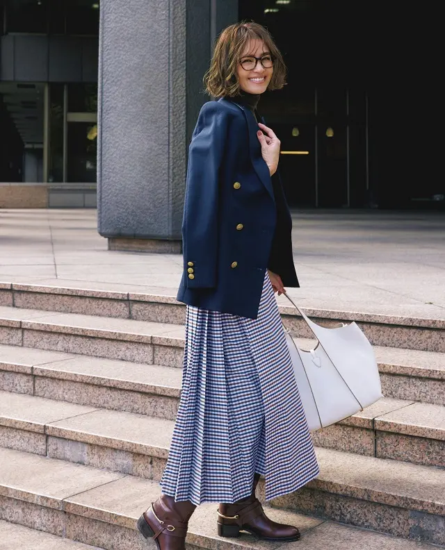 定番のチェック柄は明るい色で季節を先取り