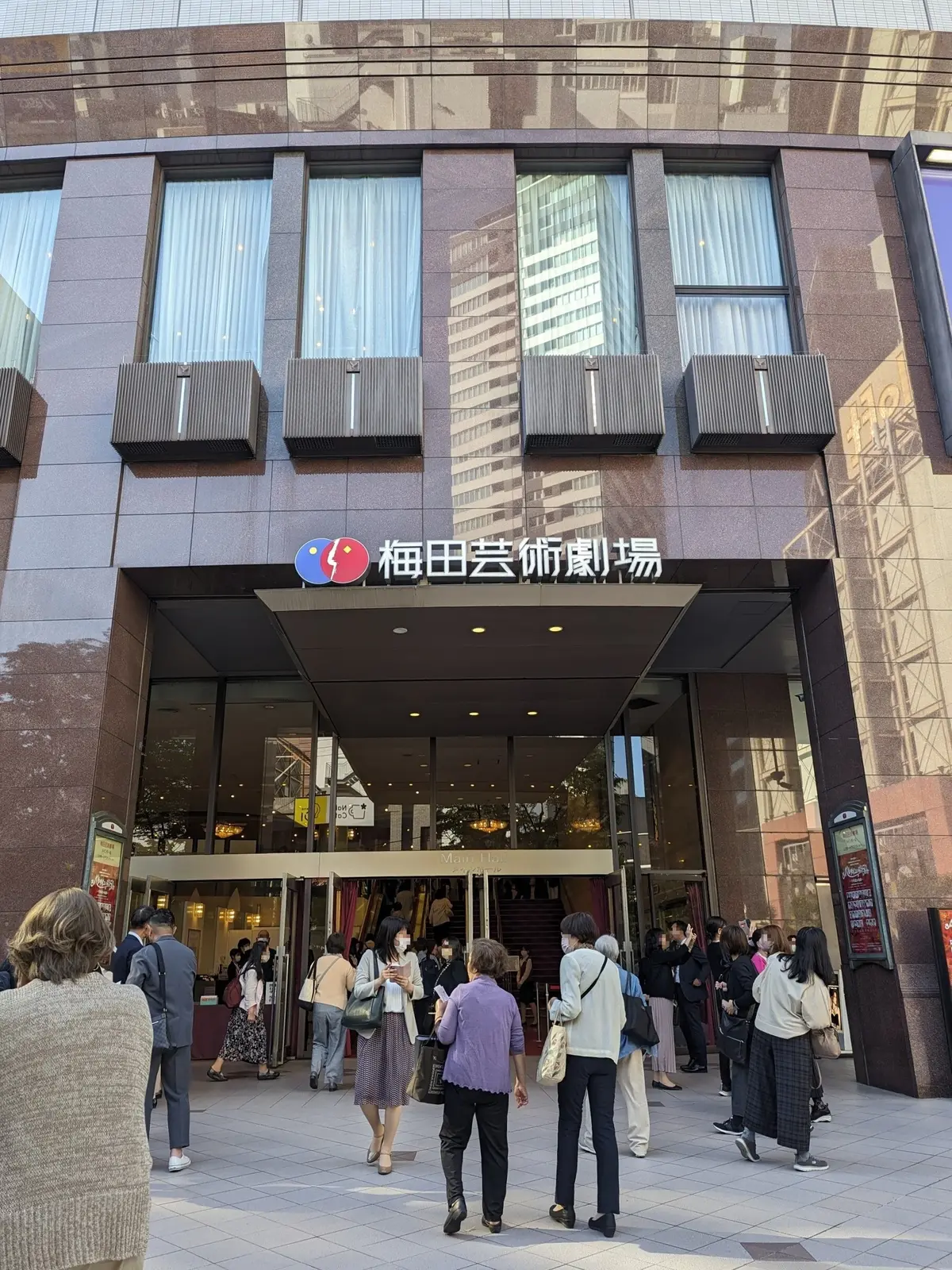 「ベルサイユのばら50」　歴代のスターがの画像_2