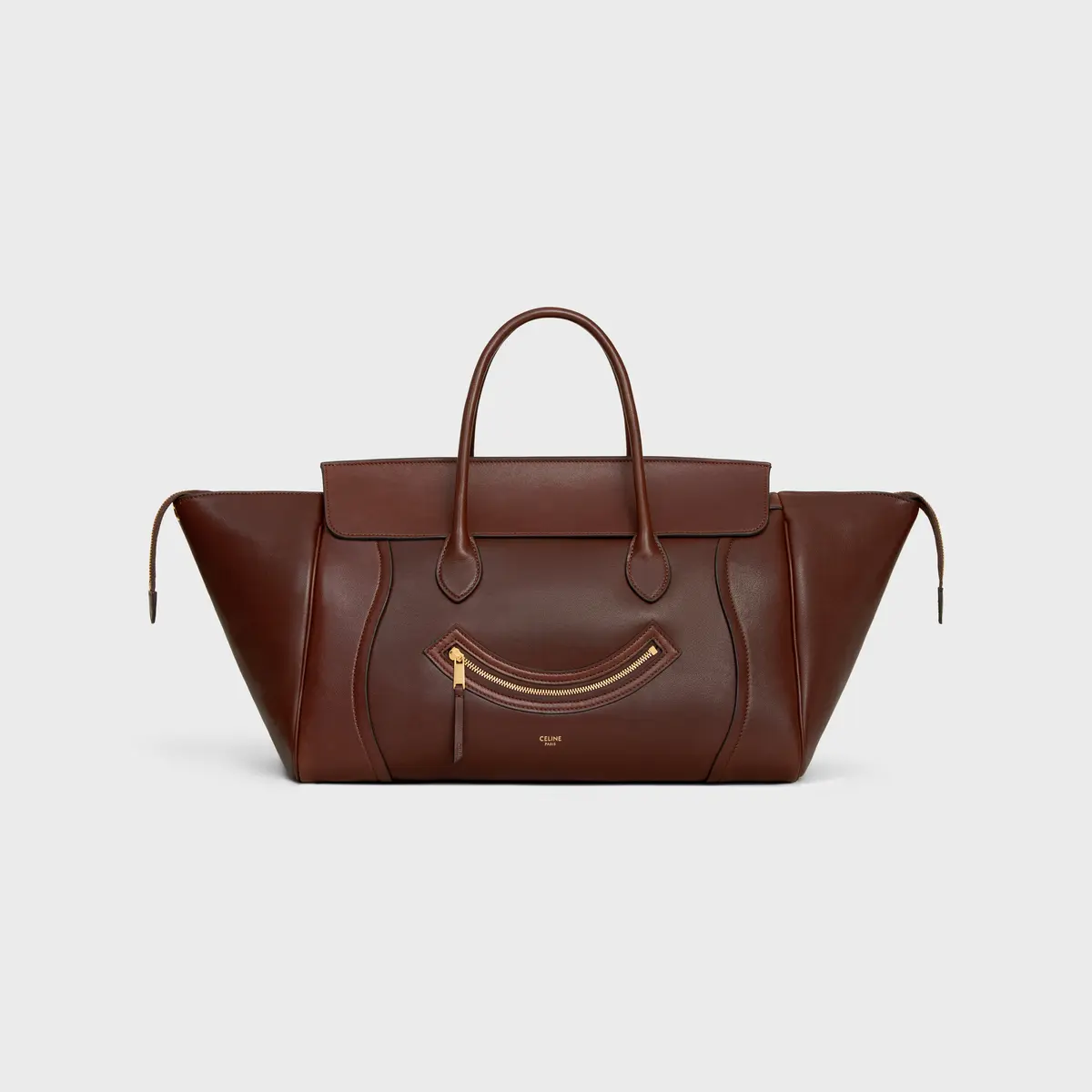 セリーヌ ミディアム スマイル ニューラゲージ