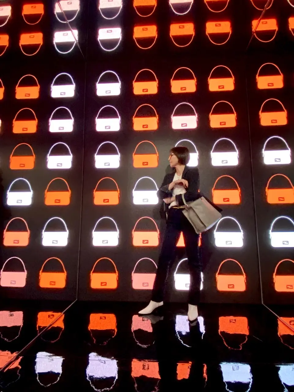 FENDIエキシビション フォトスポット①