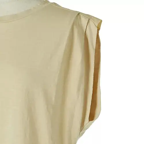 このデザインならノースリーブに挑戦できるの画像_3