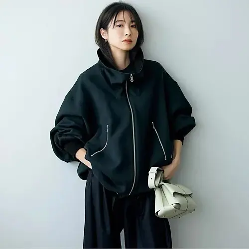 ＼上質感と華やぎを両立／ 50代が選ぶ、の画像_3