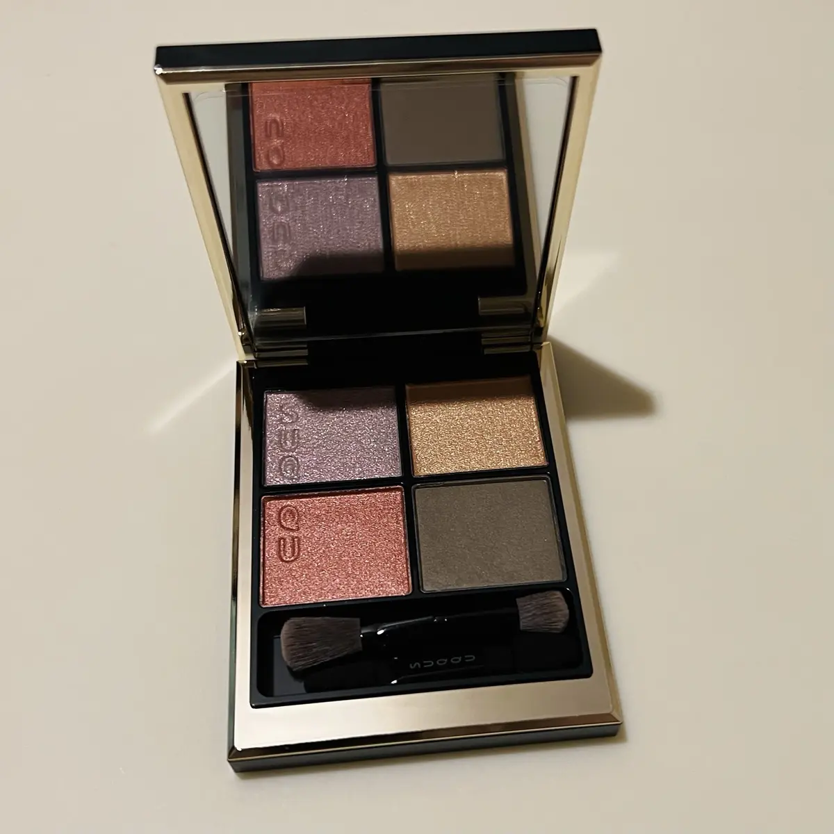 濃い色でも失敗しない！50代はアイシャドの画像_3