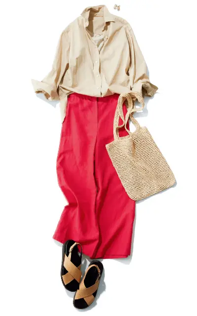 ベージュを全身に散らばらせて