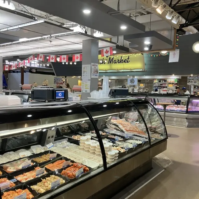 カナダの人気マーケット&カフェの画像_5
