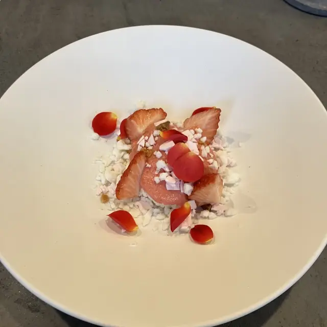 六本木のカウンターでいただくフレンチの画像_9