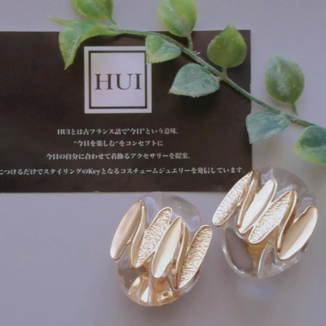 HUIのイヤリング