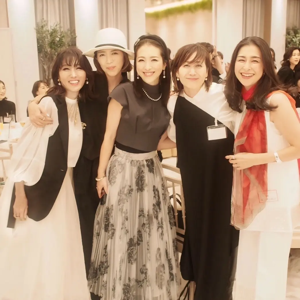 Jマダム集結！大人の華やかジレでソワレ・の画像_14