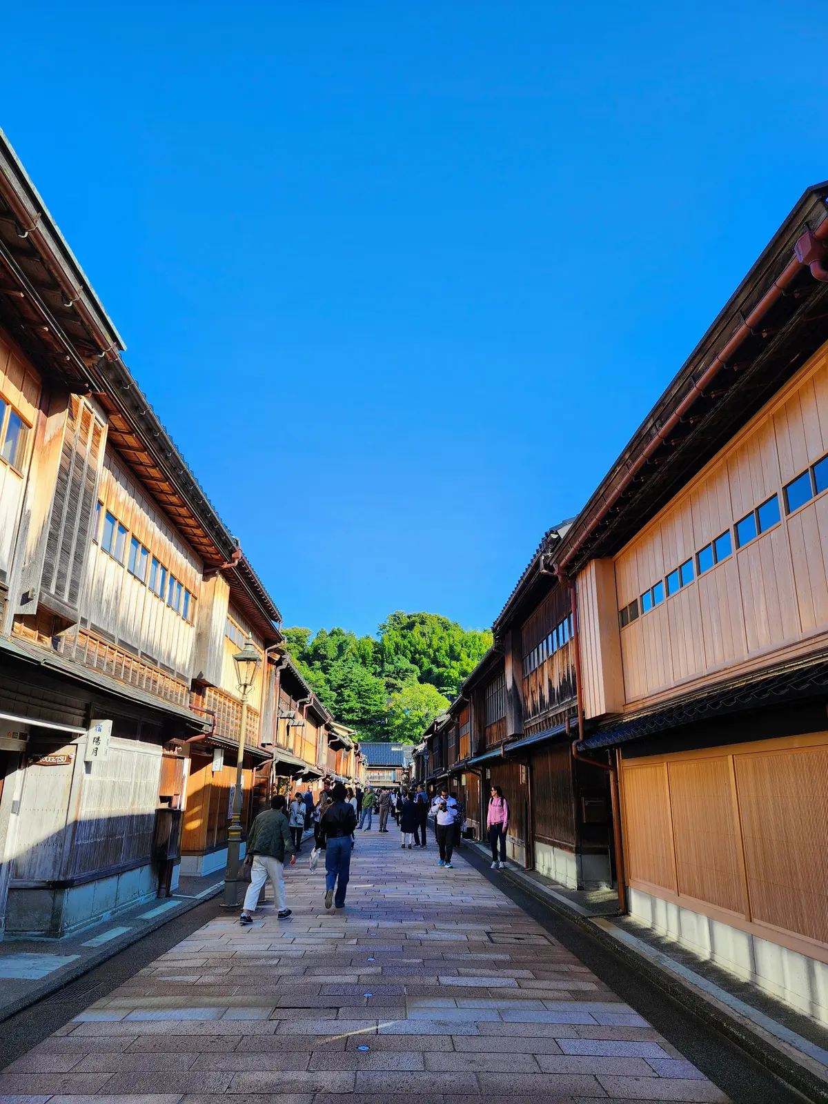 女子旅、金沢、金沢旅行、秋の金沢、40代ファッション、旅コーデ、加賀料理、21世紀美術館、御朱印　神社、金沢カフェ、茶屋街、三井ガーデンホテル金沢