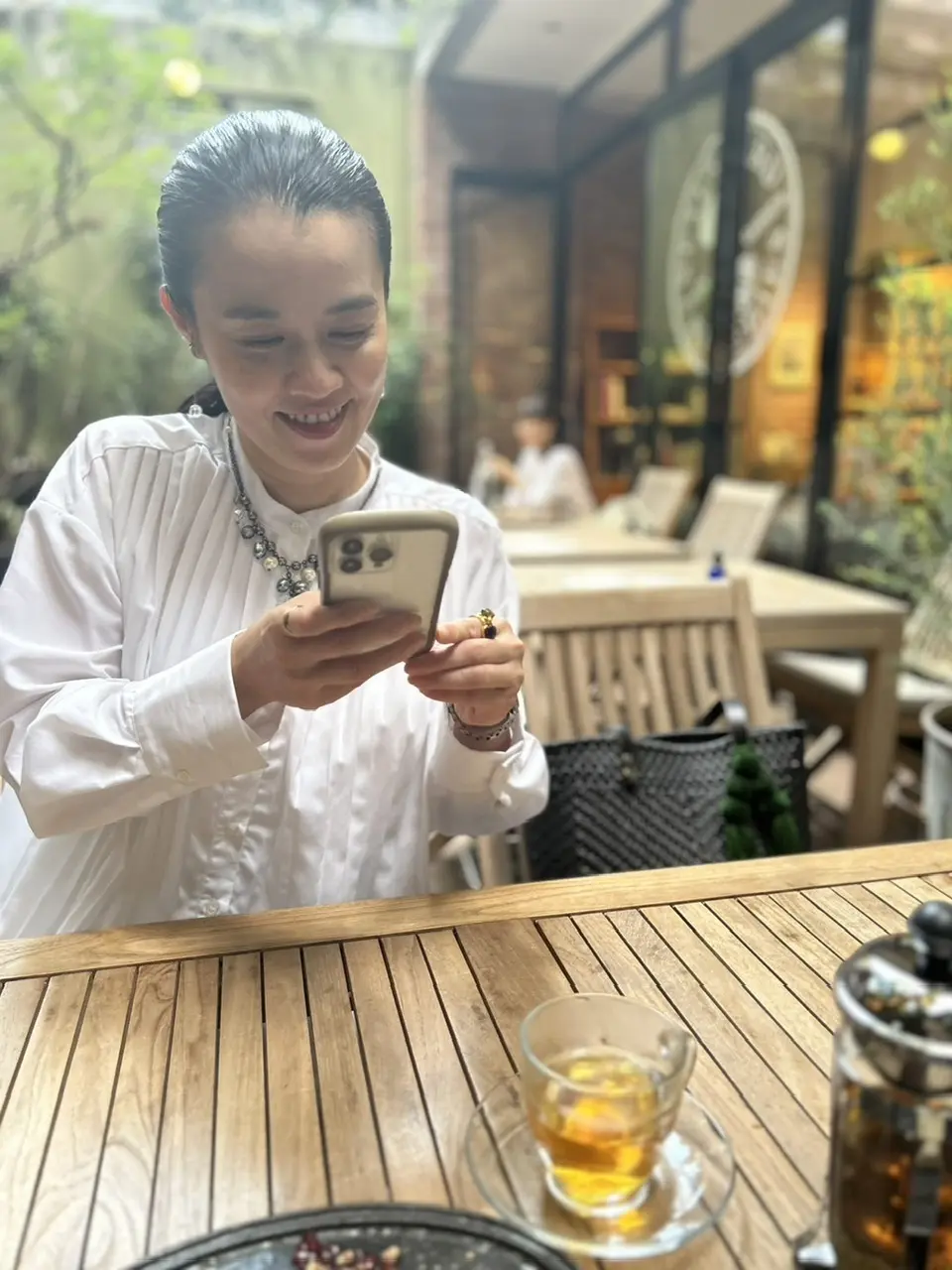 ほどよいドラマティック感のスカートでココの画像_14