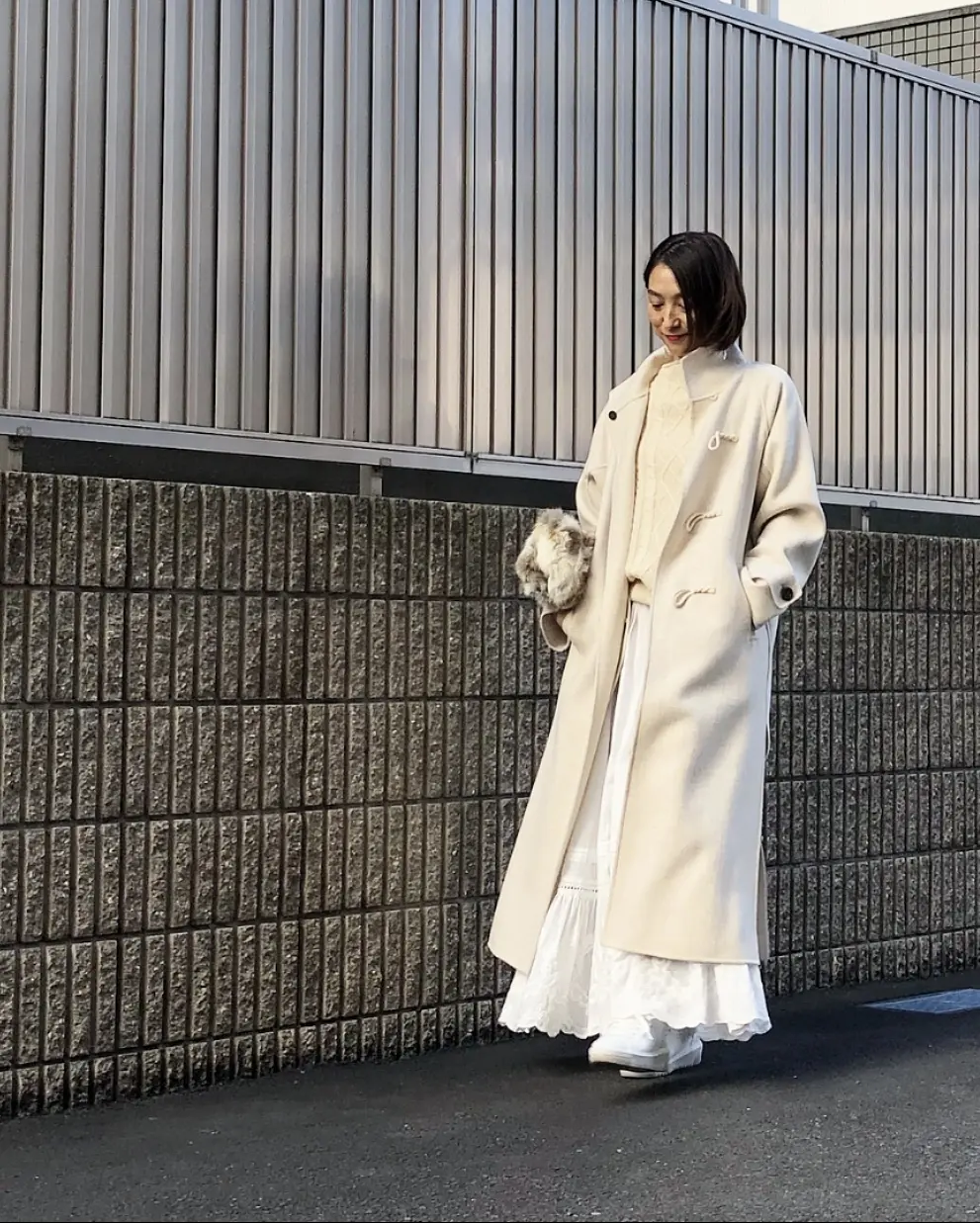 ロングダッフルで冬の白コーデ♡♡の画像_1
