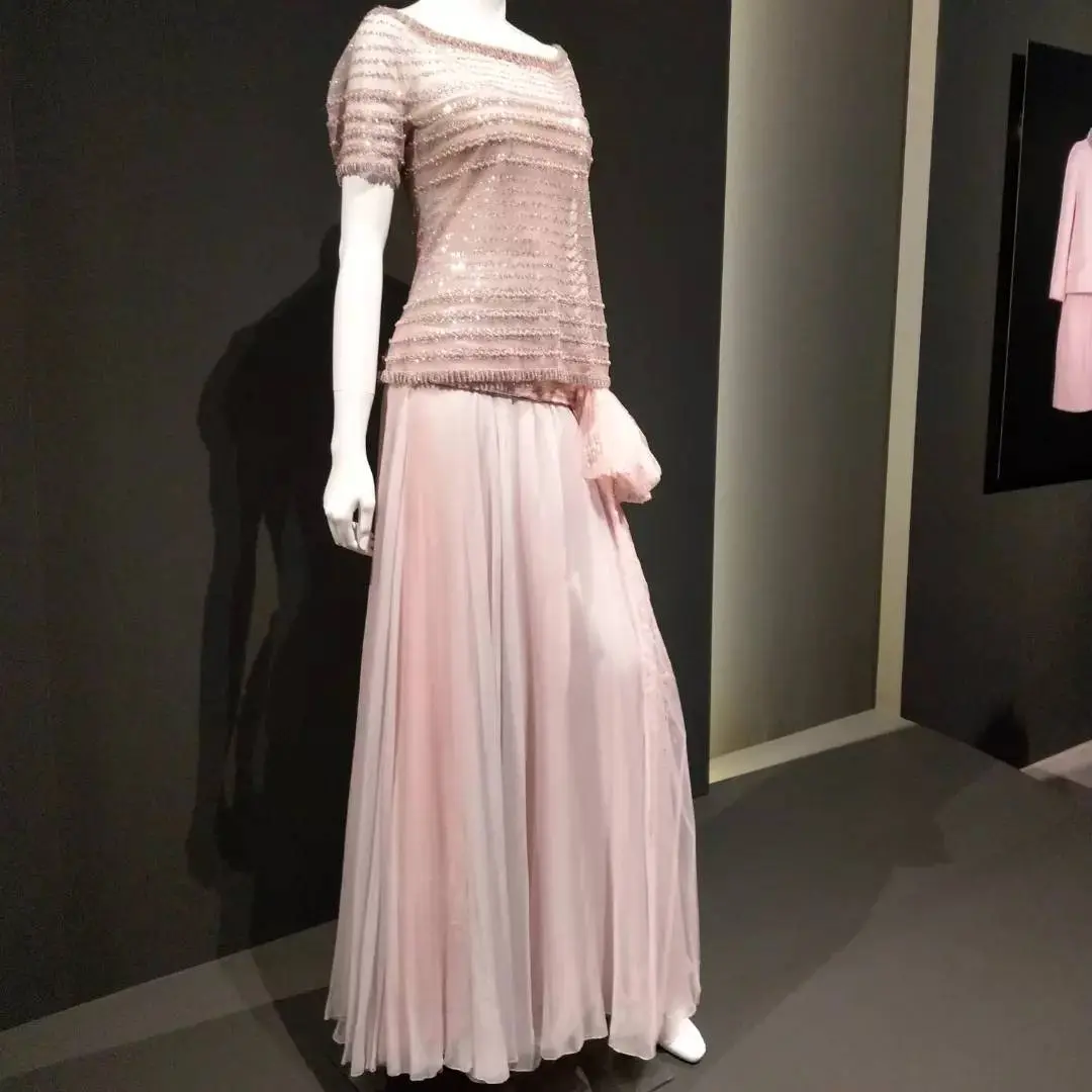 『マリー·ローランサンとモード』展と大人の画像_5