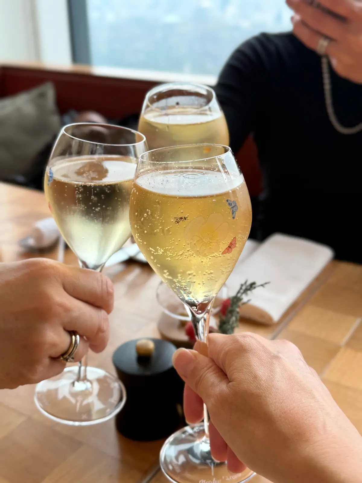 50代　冬のオシャレが華やぐボトムスでおの画像_10