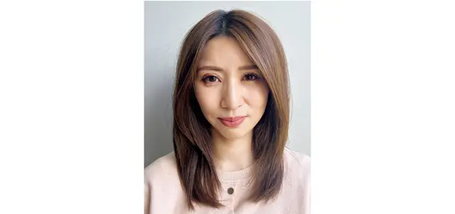 ひし形フォルムで目線を横流しに！小顔効果にも期待できるスタイル【50代髪型・ヘアスタイル】