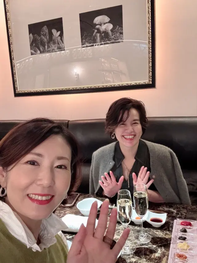 ランチコーデにキレイ色ベスト♡六本木のヘの画像_2