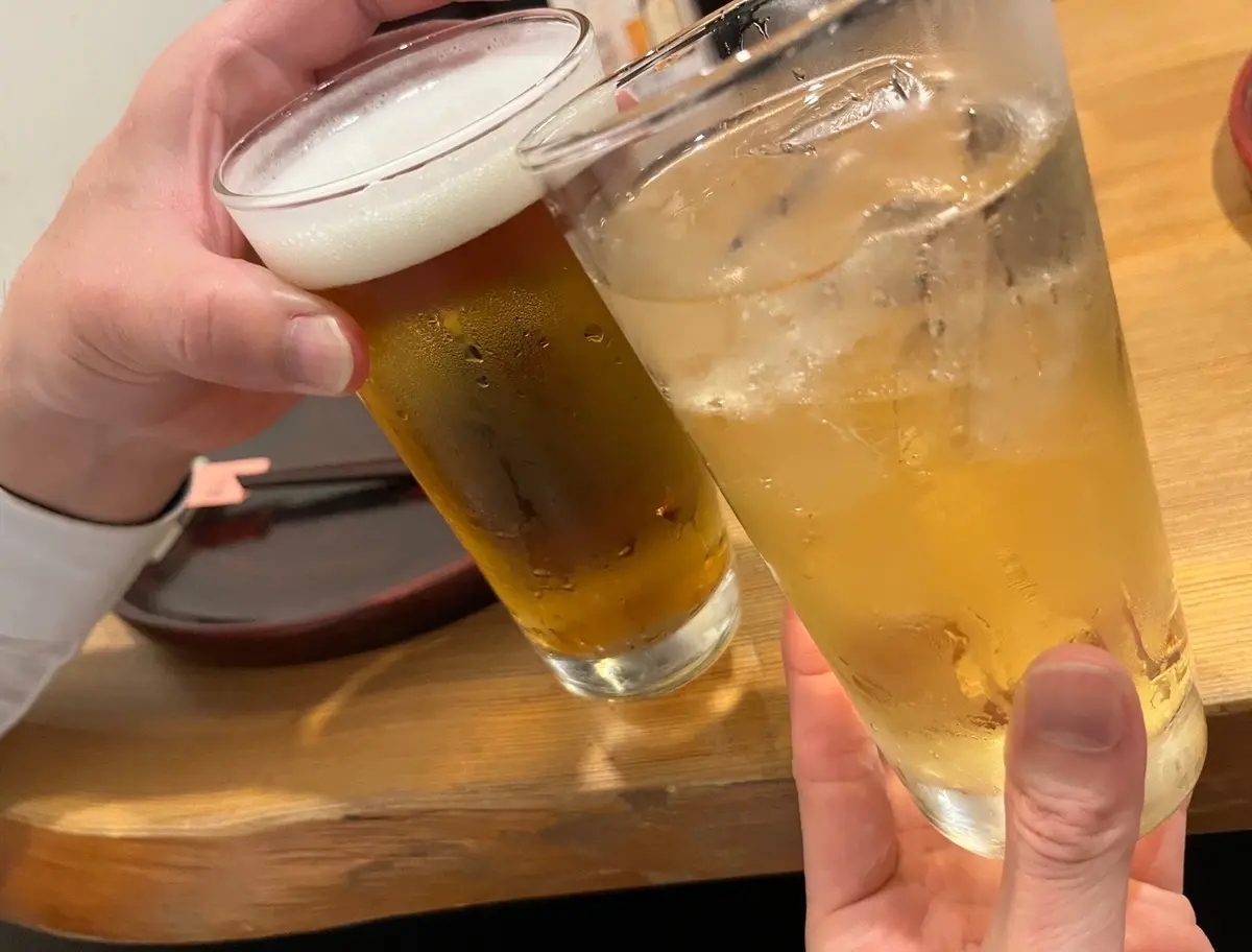 生ビールとハイボールで乾杯
