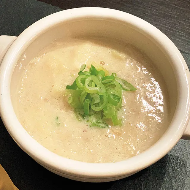 山いもでとろみをつけたポタージュ