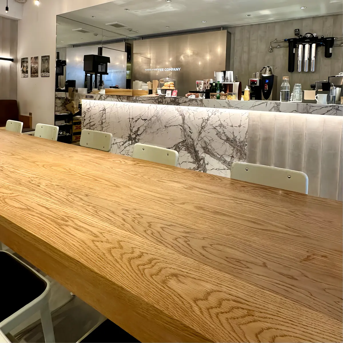 STREAMER COFFEE COMPANY 赤坂店　店内写真