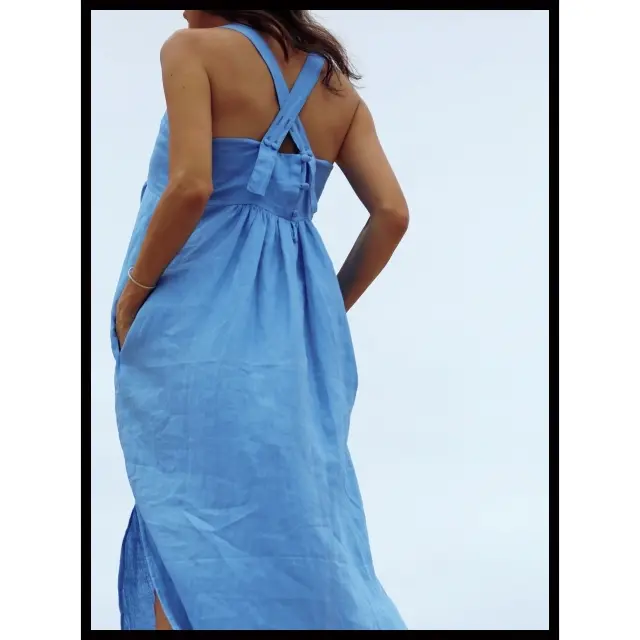 背中でクロスする着方が好き