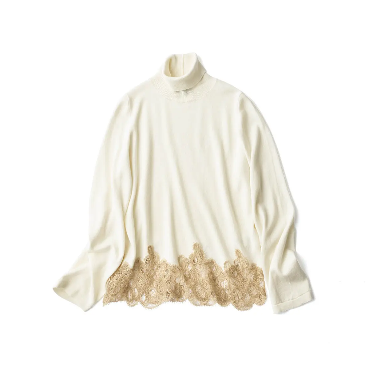 装飾つきニット