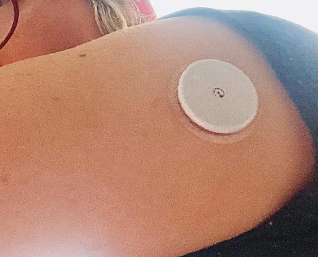 OurAge×Webエクラ　リブレを装着したところ。