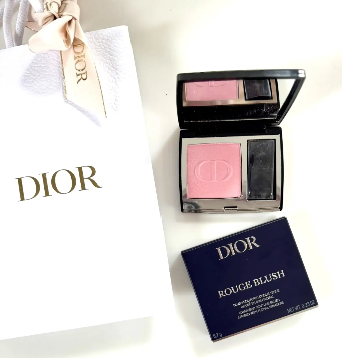 ディオールチーク